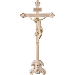 Cristo Barroco en cruz barroca en peana con Titulus Crucis en hebreo - latín - griego